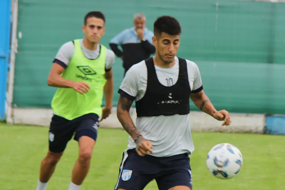 CONDUCTOR. Pese al interés de otros clubes en los últimos meses, Joaquín Pereyra continuará, por ahora, vistiendo la camiseta de Atlético.