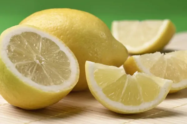 Año Nuevo con éxito financiero: en qué consiste el ritual de los siete limones que debes hacer durante enero
