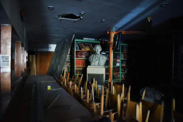 La biblioteca Alberdi sigue clausurada y se demora su pase al Ente de Cultura