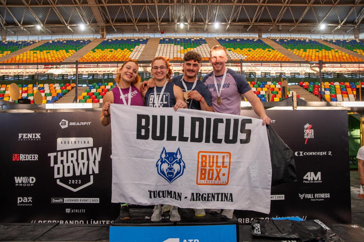 CROSSFIT TUCUMANO. Diego Pece, Valeria Muñiz, Danae Fernández y Javier Moreno, el equipo Bulldicus se quedó con el primer puesto de la categoría RX. 