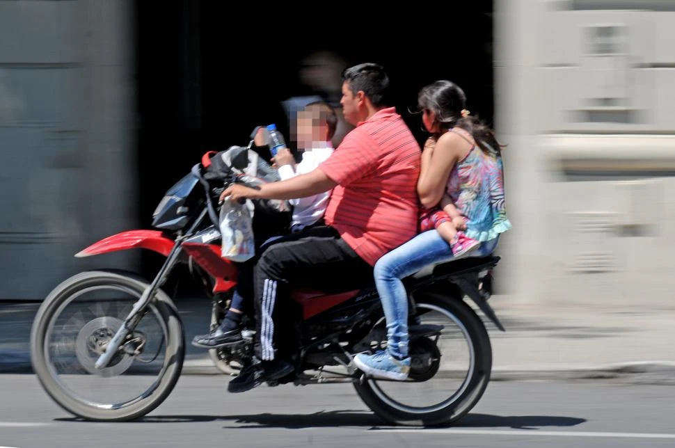 MULTAS. En el informe, las motocicletas lideran la lista de infractores. la gaceta / foto de franco vera