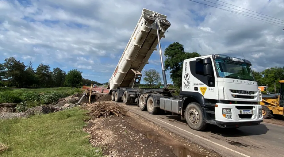 Programa de Recuperación de la Red de Caminos del Interior. Foto: Prensa de Gobierno