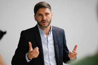 Por las amenazas narco, el gobernador de Santa Fe sacó a su familia de Rosario