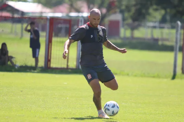 A fuerza de goles, Junior Arias quiere empujar a San Martín hacia la meta