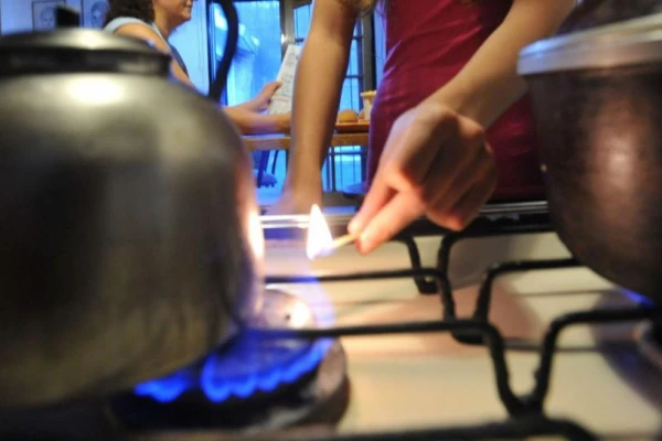 Fuerte rechazo de consumidores ante las subas de hasta 700% en la factura de gas