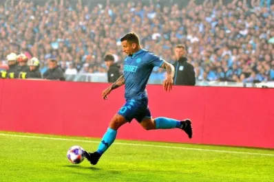 Los seres humanos tenemos el ego muy grande, los futbolistas multiplicado por 10, aseguró Vecchio, ex Racing