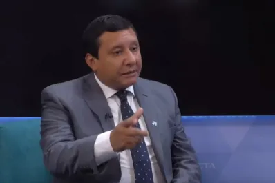 En estos momentos críticos, el Gobierno está a la par de los intendentes, dijo Darío Monteros