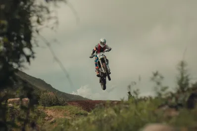 El torneo de verano de motocross se siente en Tafí del Valle