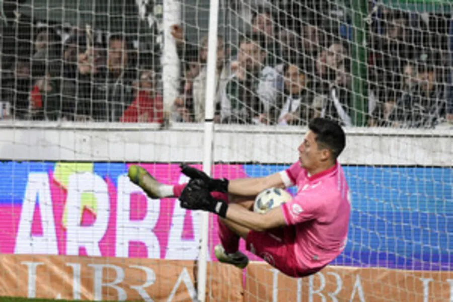 Atlético Tucumán confirmó a Devecchi y define la situación de dos posibles refuerzos