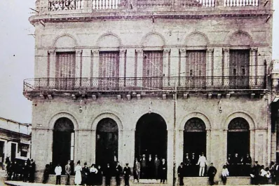El alfarismo propone que se expropie la antigua casona de Alberdi para crear un museo
