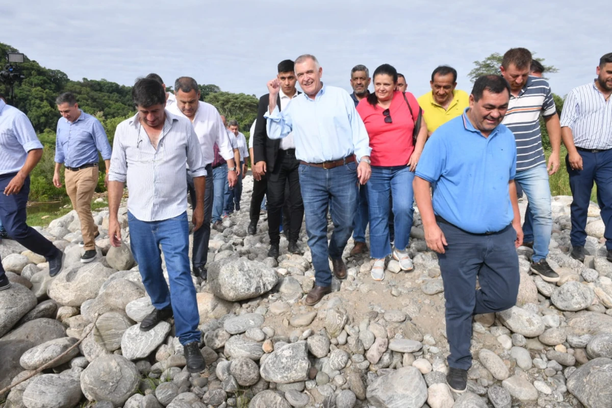 Jaldo recorrió las obras que se hicieron a los márgenes del río Gastona