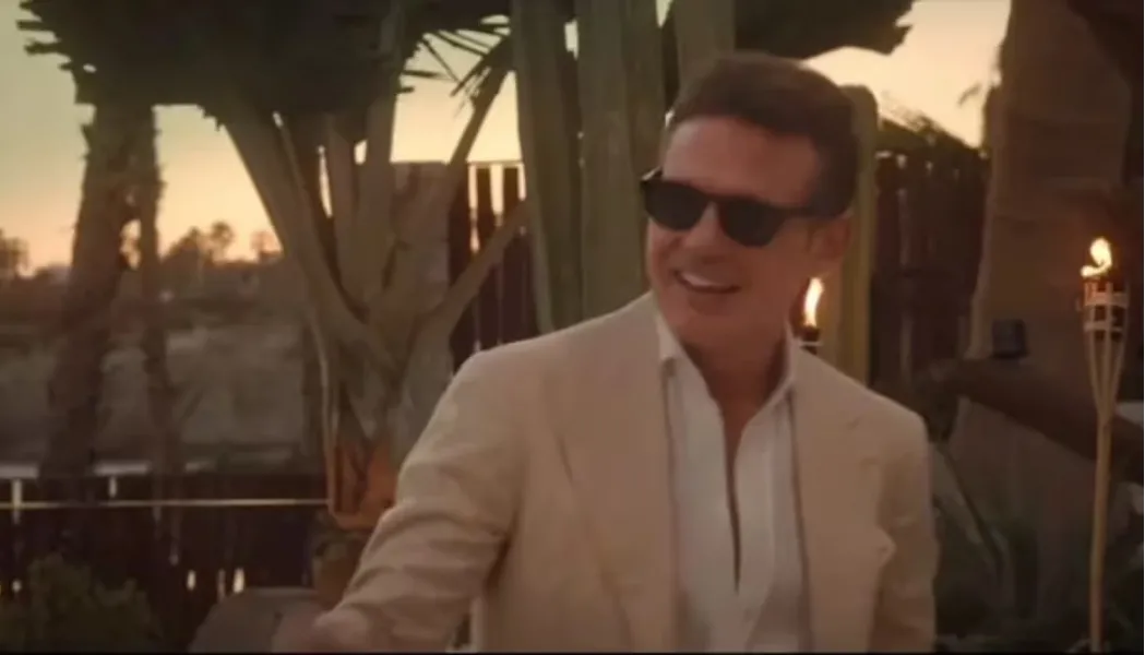 Luis Miguel en un nuevo comercial.