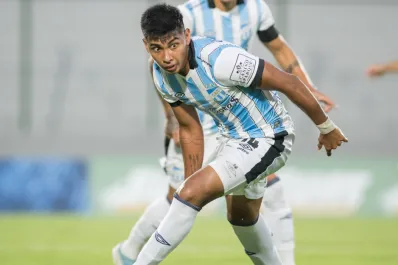 Un 11 que empieza a perfilarse para el debut de Atlético Tucumán
