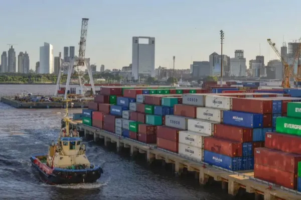 El intercambio comercial del año pasado dejó un déficit de casi U$S7.000 millones