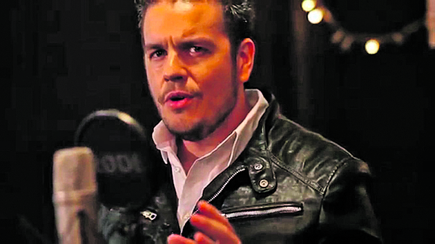 FERNANDO DE LA ORDEN. Un repertorio lírico pop en Santa Marta Restó.