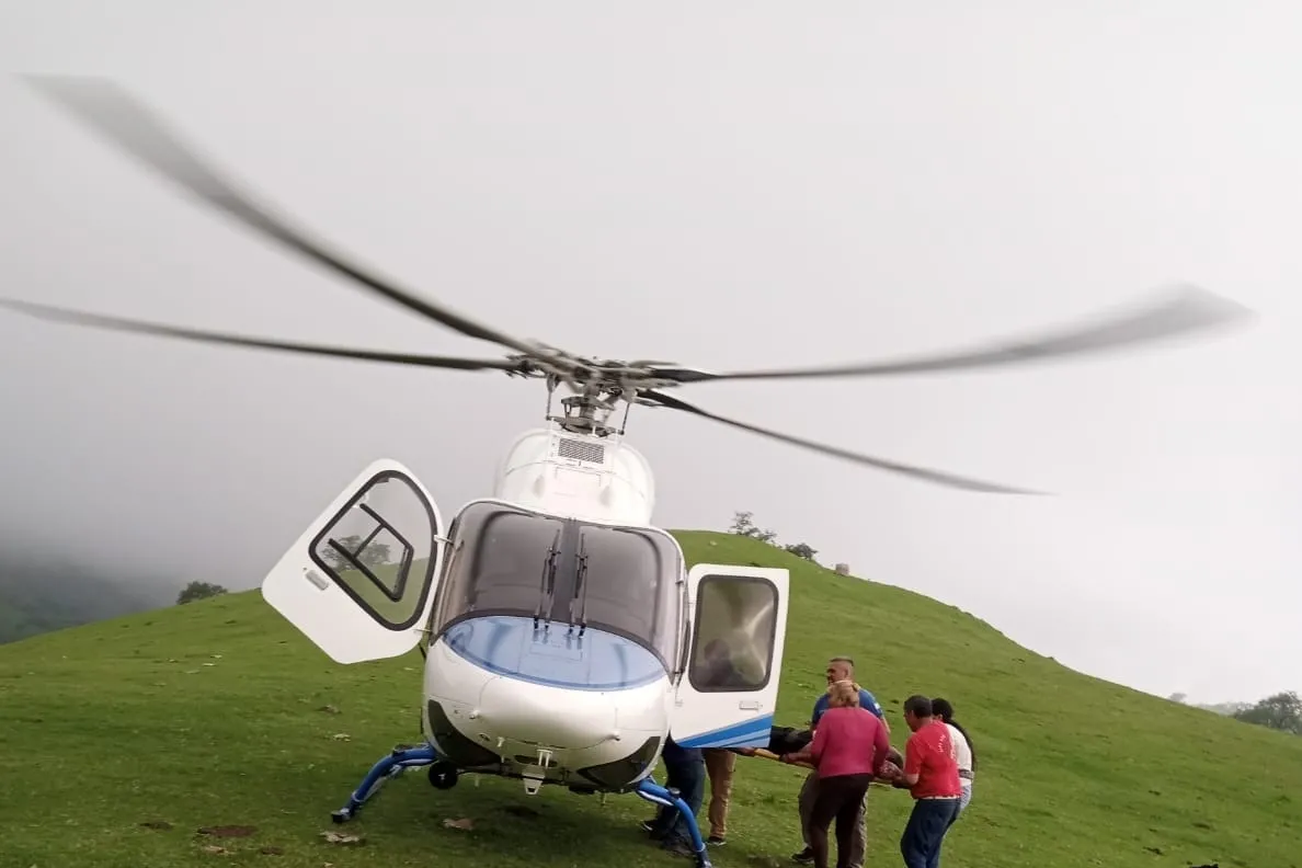 Anfama: se cayó de un caballo en medio de la montaña y tuvo que ser trasladado en un vuelo sanitario