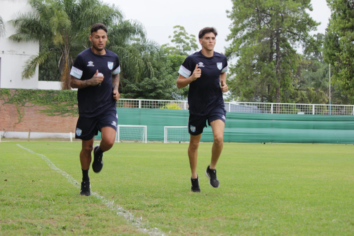 PUESTA A PUNTO. Breitenbruch y Ambrogio tuvieron dos entrenamientos en soledad (viernes y sábado), hoy conocerán a sus nuevos compañeros.