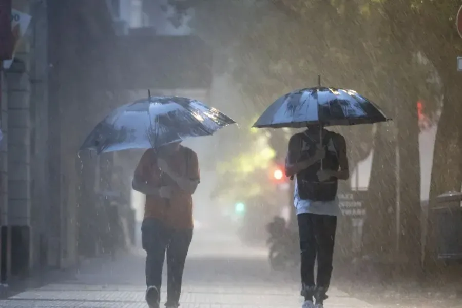 Alerta naranja por fuertes tormentas y viento para 11 provincias argentinas: el NOA, la región más afectada