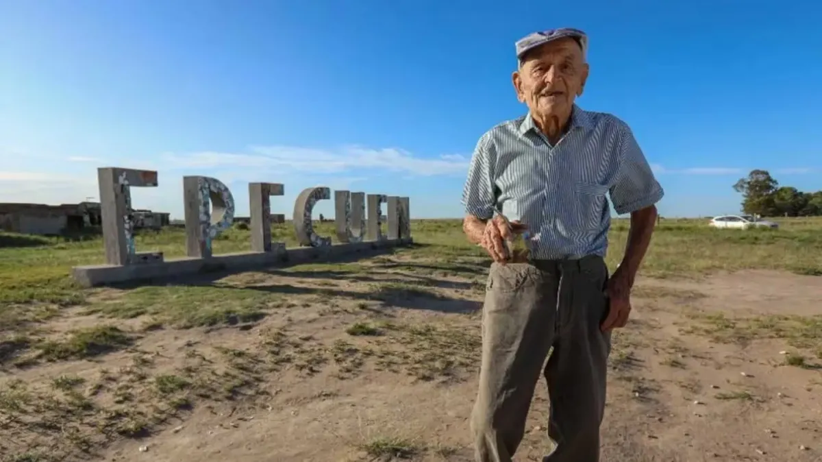 Murió el último habitante de Villa Epecuén: tenía 93 años y era guardián del legado del pueblo 