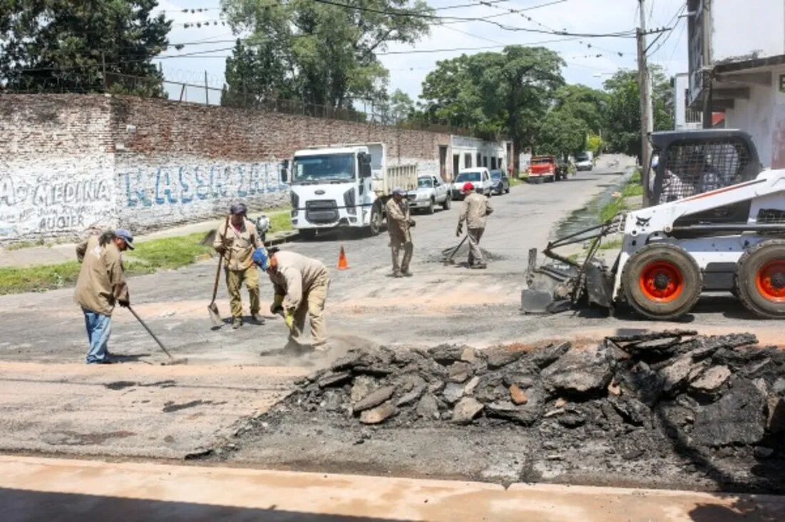 Según Chahla, hay 1.126 esquinas de San Miguel de Tucumán que necesitan arreglos