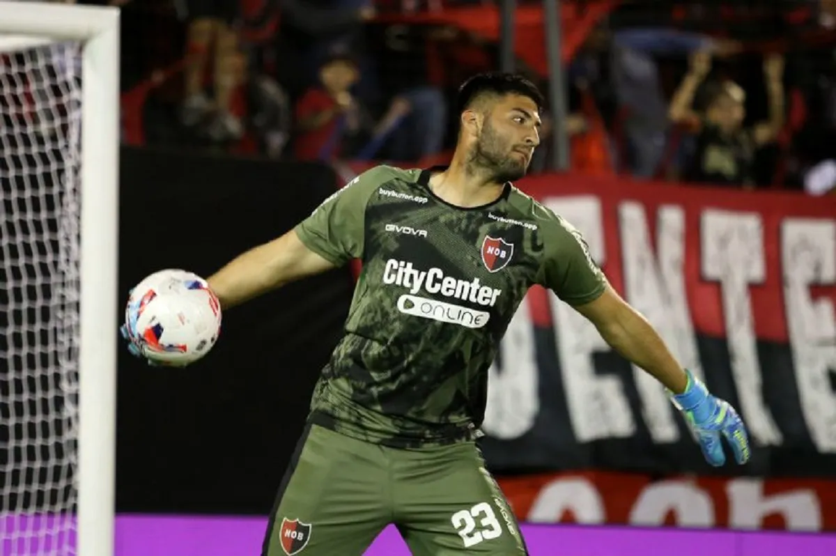 TERCER ARQUERO. Herrera, que llega proveniente de Newells, deberá pelear el puesto con Darío Sand y Nicolás Carrizo. Foto tomada de Cadena 3.