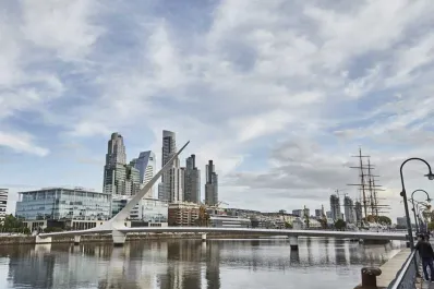 Turismo: Capital Federal recupera niveles históricos de visitantes internacionales