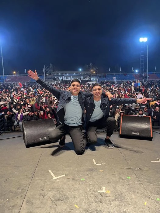 LOS MELLIZOS DÍAZ. Junto a otros grupos y solistas folclóricos, conquistan al público con sus chacareras en diferentes festivales de la provincia. fotos prensa