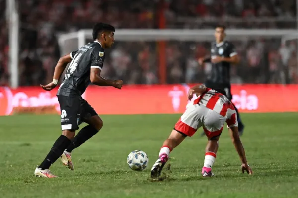 En La Plata y en Brasil están interesados por una promesa de Atlético Tucumán