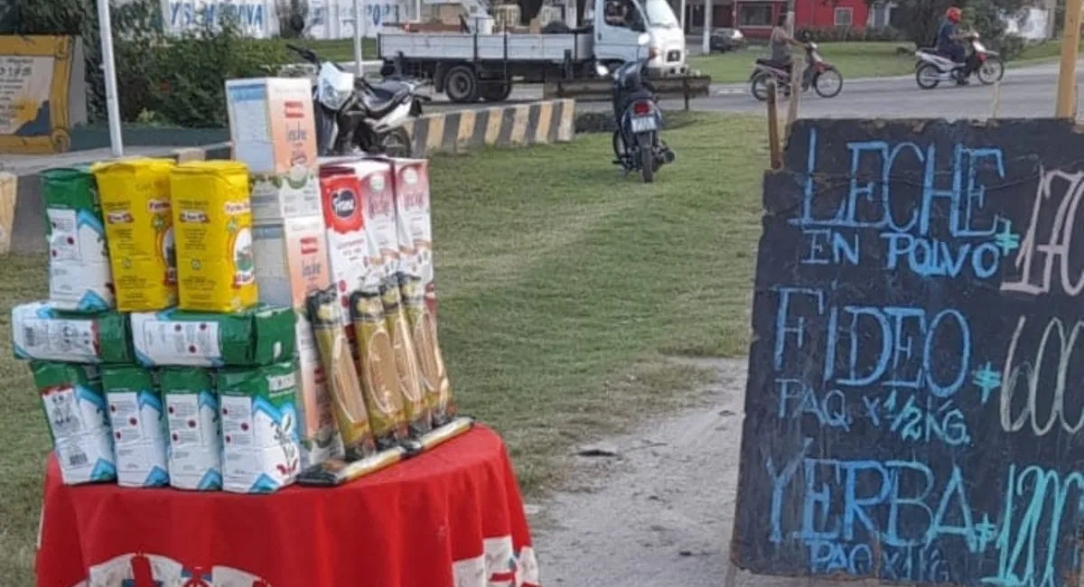 Detuvieron a un hombre que vendía mercadería de Desarrollo Social en la calle