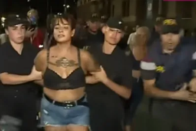 Cuatro mujeres detenidas por la Policía Federal frente al Congreso