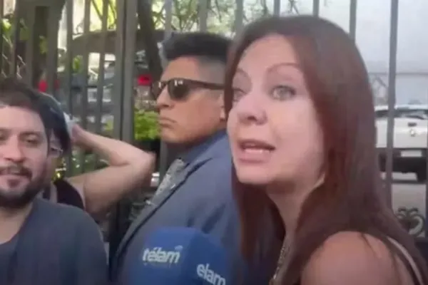 Pettovello salió a la calle en medio de una manifestación: Voy a recibir a la gente que tiene hambre