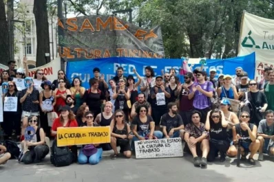 Ley Ómnibus: los sectores culturales siguen en alerta a la espera de las novedades desde el Congreso