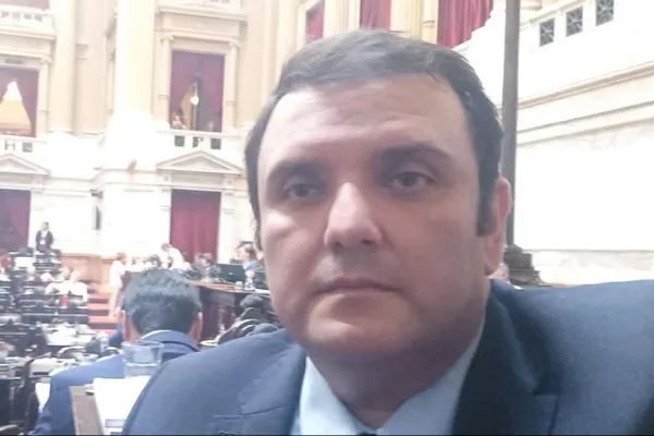 Gerardo Huesen: “¿Darío Montero es ministro de Seguridad o del Interior?”