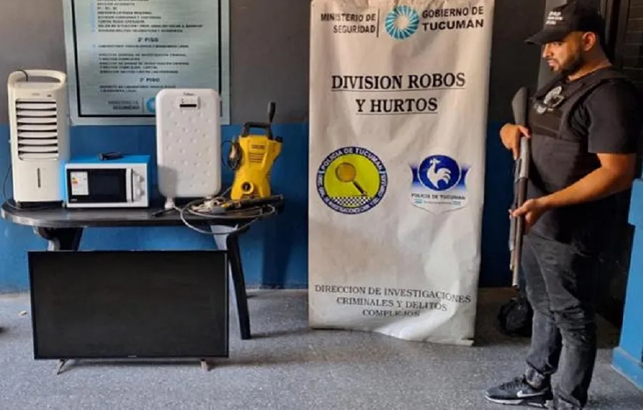 Le desvalijaron la casa y la policía encontró los electrodomésticos en la propiedad de un vecino
