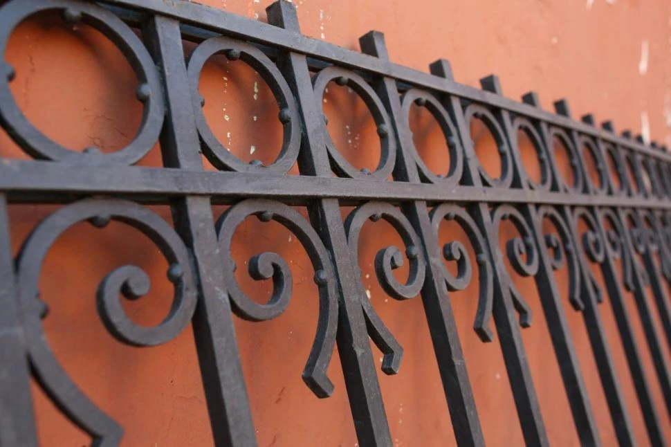 Cartas de lectores: las verjas del Nacional