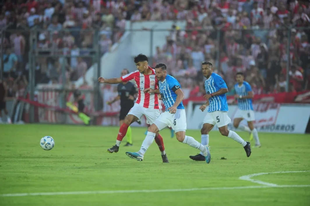 DEBUT. San Martín en el primer partido de la Primera Nacional. 