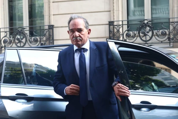 Alperovich escuchó la acusación, habló de una operación en su contra y reafirmó que es inocente