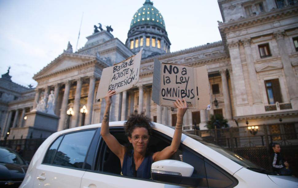 Ley ómnibus: Milei estalló contra los gobernadores por la falta de apoyo en Diputados