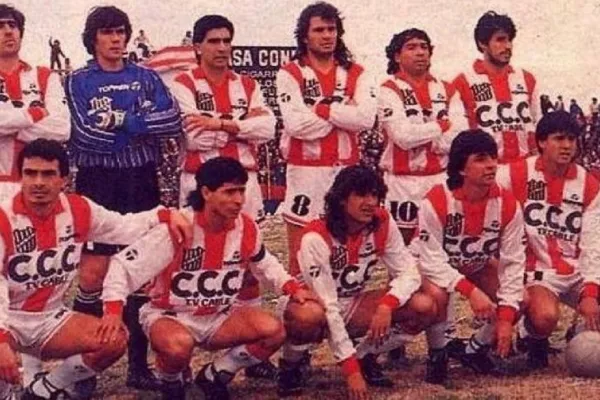 Historia y tradición: ¿Cómo le fue a San Martín usando camisetas con tres bastones?