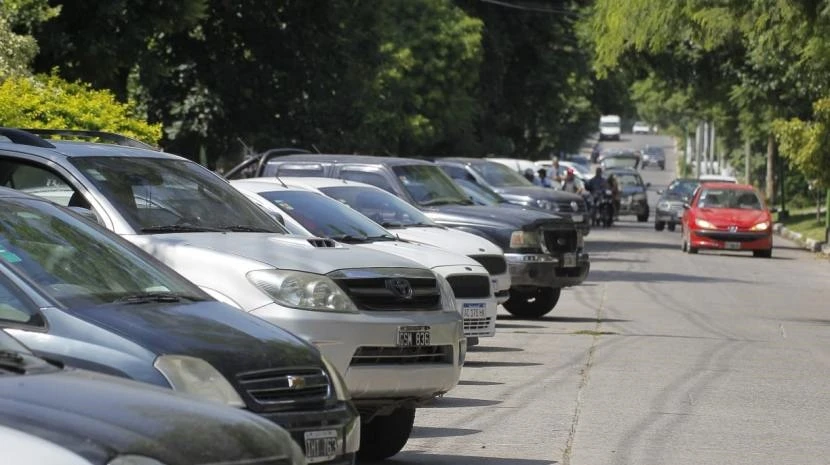 MEDIDO. Se estacionará en las calles pagando mediante una app.