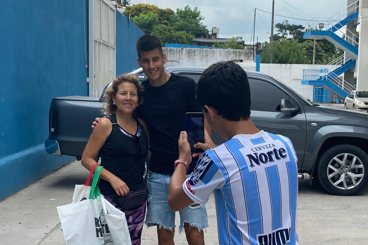 DESDE AFUERA. Pereyra no estará dentro de la cancha mañana. Foto: Daniel Coronel