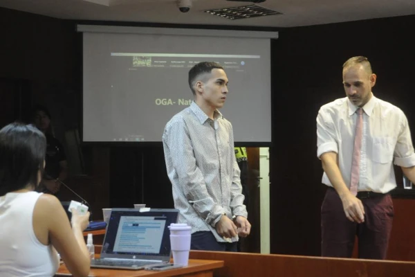 “’Miguelón’ ofrece dinero y drogas para que me apuñalen”