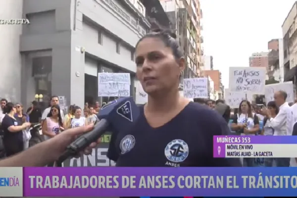 Anses Tucumán: protesta por el despido de nueve trabajadores