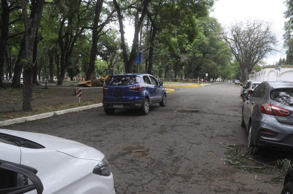 BACHEO Y MEJORAS. También se prevé recuperar el asfalto dañado. 