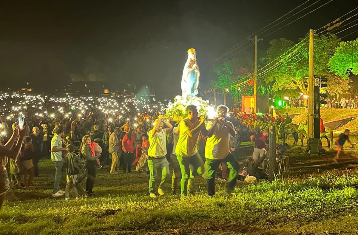 Casi 30.000 personas honraron a la Virgen de Lourdes en San Pedro de Colalao