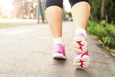 Power walk: conocé el infalible método para bajar cuatro kilos en un mes