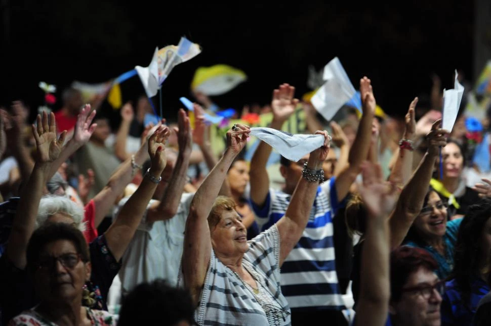 NOCHE CERRADA A PURO FERVOR. Así se vivió la fiesta. 