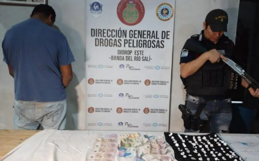 EL DETENIDO POR VENTA DE DROGAS