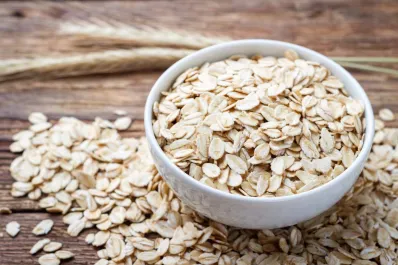 Leche de avena: por qué aconsejan tomarla en el desayuno y cómo prepararla