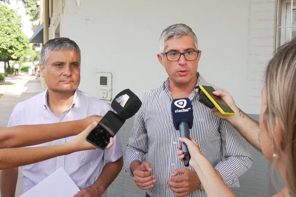 Canelada y Cobos exigieron que el Siprosa muestre los análisis del agua que sale de las casas